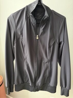 Cherokee Infinity Scrub Jacket (Size Small - Preloved)